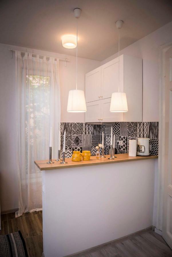Reghin Guest House Bagian luar foto